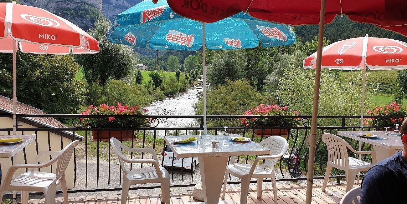 Restaurant De La Bourne, Hôtel à Rencurel