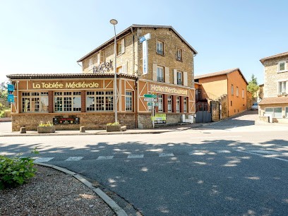 Logis Hôtel La Tablée Médiévale, Hôtel à Civrieux-d'Azergues