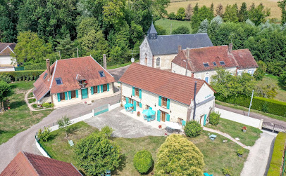 Le Clos Poli Hôtel à Montigny-les-Monts