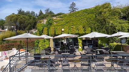 Hôtel-Résidence Lou Paradou, Hôtel à Gréoux-les-Bains