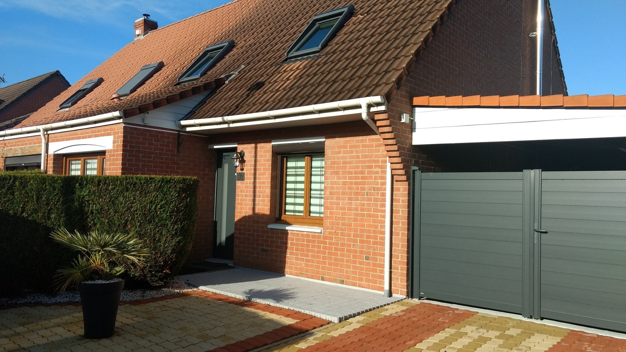 CHAMBRE D HOTE MYCOLORHOUSE, Hôtel à Douai