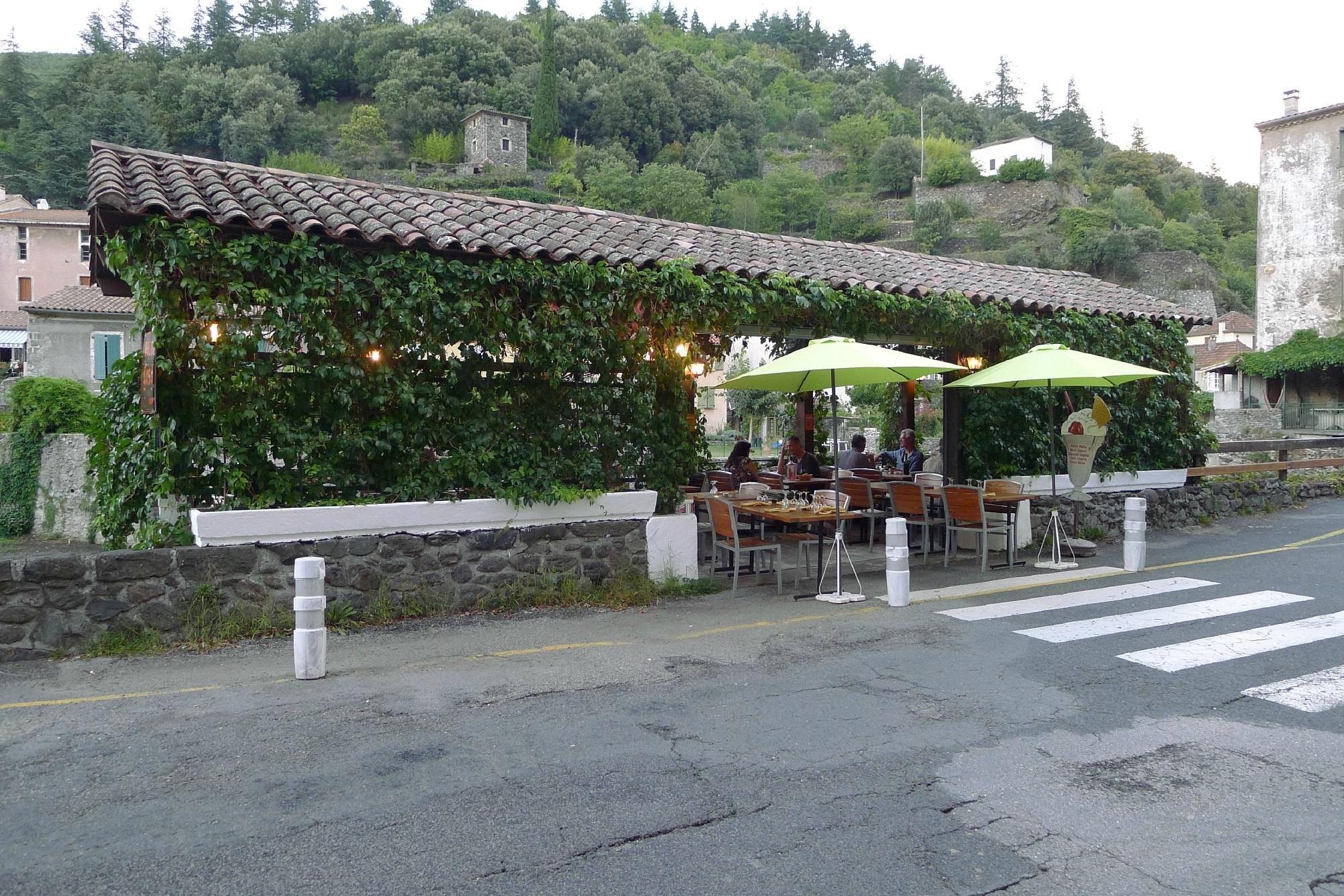 Hôtel les Bruyères, Hôtel à Notre-Dame-de-la-Rouvière