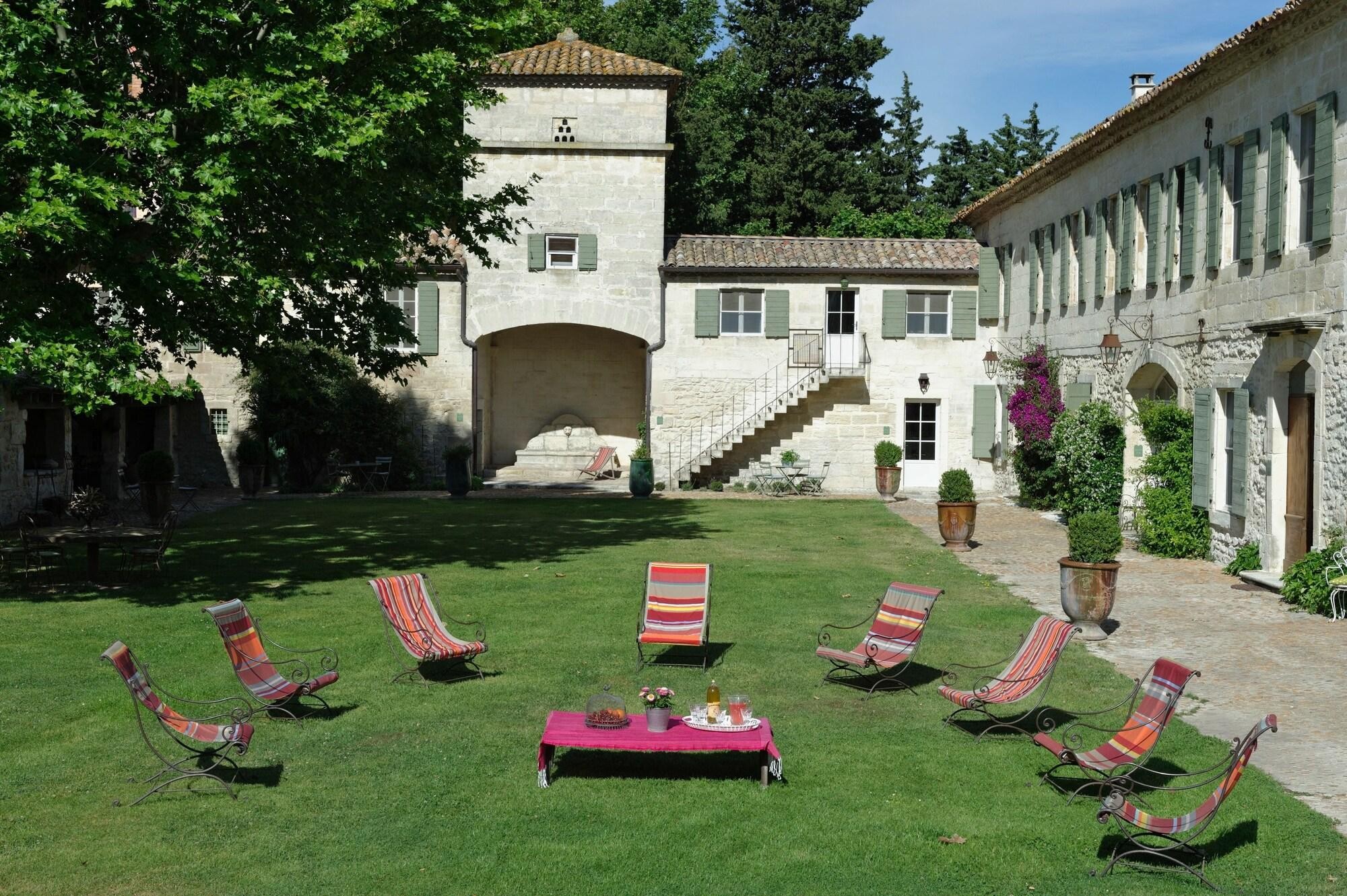 Domaine Des Clos, Hôtel à Beaucaire
