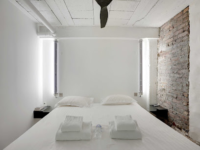 This Is A Great Title- Belvilla By Oyo Hôtel à Paris 18