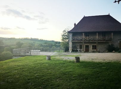Domaine de Noyer, Hôtel à Saint-Christophe-en-Brionnais