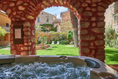 Hôtel Les Arcades - Le Lion D'or Hôtel à Buis-les-Baronnies