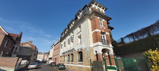 Auberge Des Remparts, Hôtel à Péronne