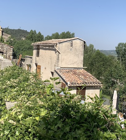 MAISONNETTE ATYPIQUE Iter/cadarache, Hôtel à Saint-Paul-lès-Durance