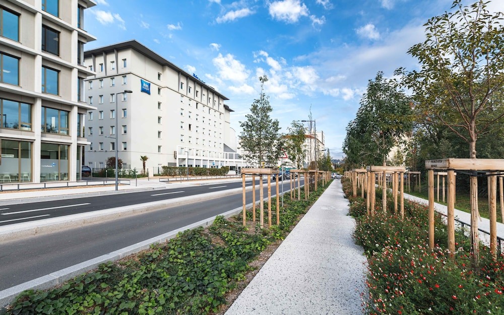 Ibis Budget Lyon Villeurbanne, Hôtel à Villeurbanne