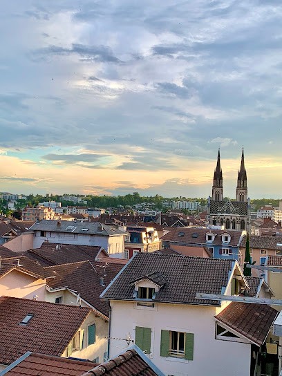Le Petit Gambetta Vue Panoramique, Hôtel à Voiron