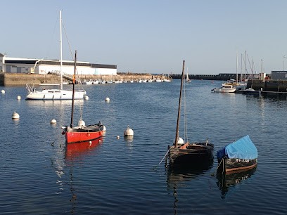 Hôtel Du Port Lesconil, Hôtel à Plobannalec-Lesconil