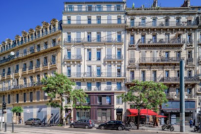 B&B HOTEL Marseille Centre Vieux Port, Hôtel à Marseille 02