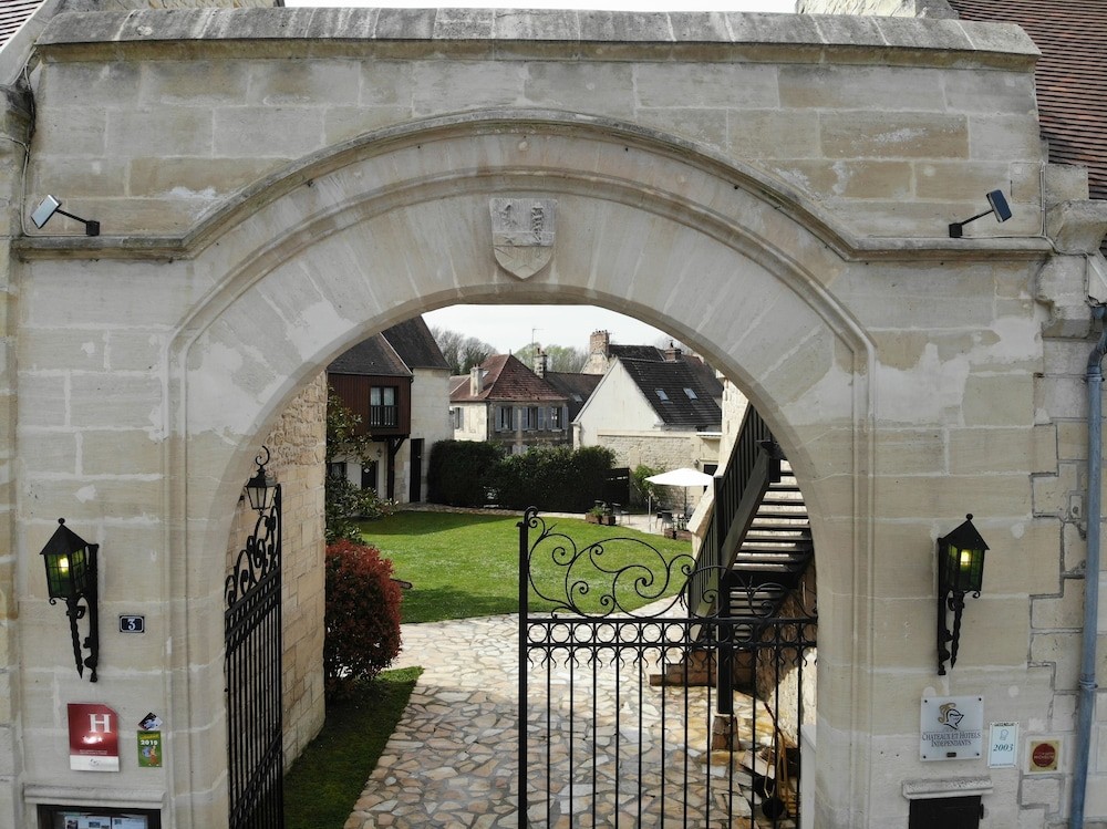 Auberge Du Jeu D'arc, Hôtel à Mello