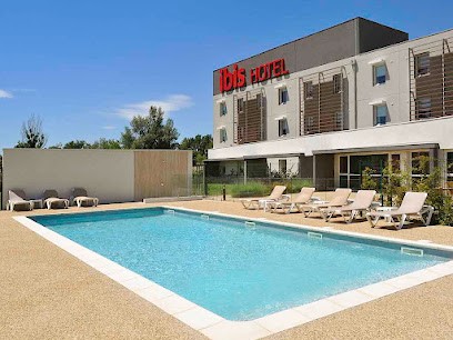 Ibis Istres Trigance, Hôtel à Istres