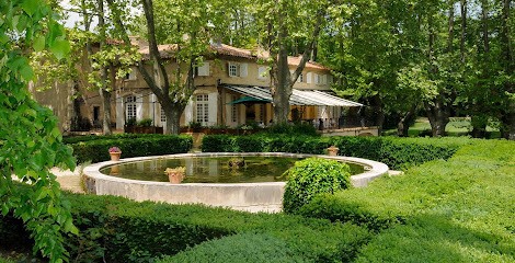 Moulin De Vernègues Hôtel & SPA, Hôtel à Mallemort