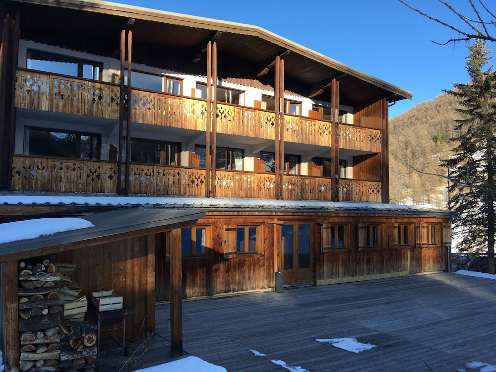 Hôtel Les Lorès, Hôtel à Vars