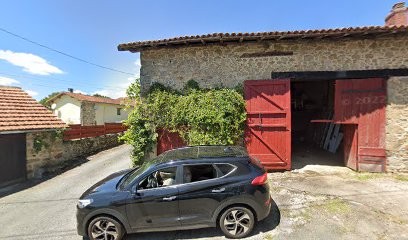 Cheval Blanc, Hôtel à Cognac-la-Forêt