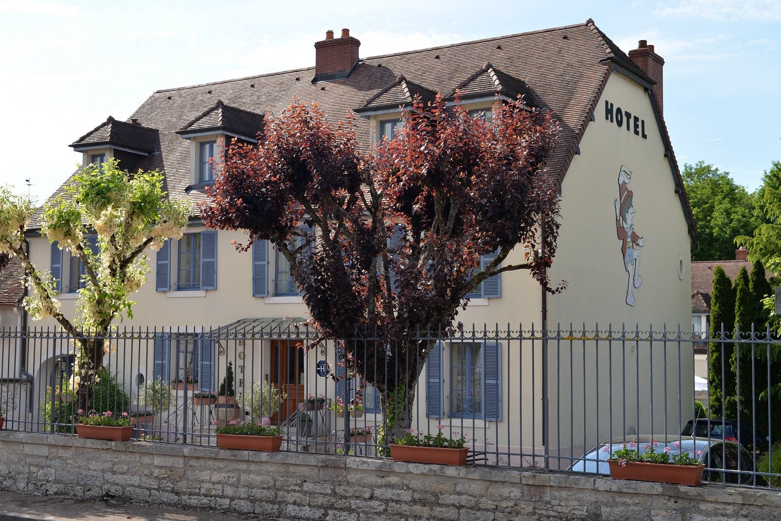 Hotel Pinocchio, Hôtel à Gy