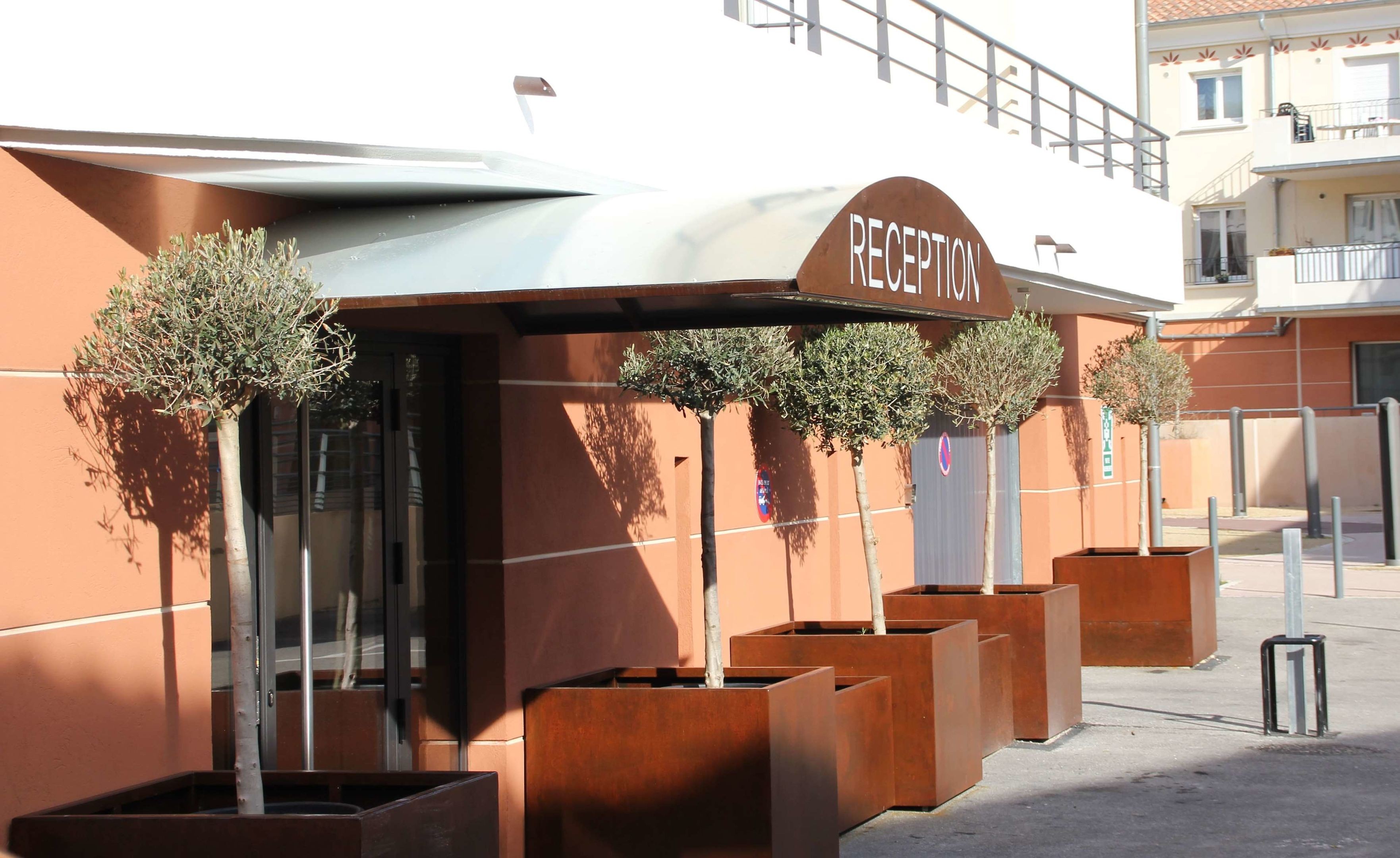 The Originals Boutique, Hôtel L'Occitan, Aubagne Nord, Hôtel à La Destrousse