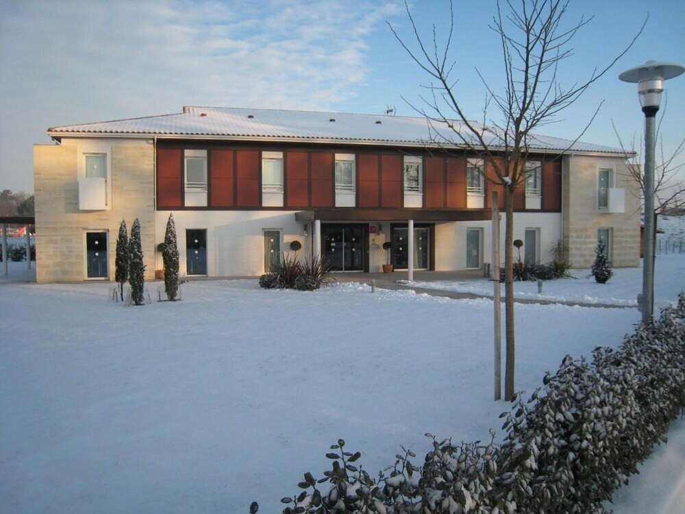 Logis Hôtel Alienor, Hôtel à Langon