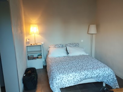 L'Olivette- Chambre d'hôtes dans l'Hérault, Hôtel à Montagnac