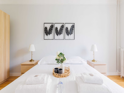 Superb Apartment - 1Bdr/4P- Boulogne-Billancourt - Belvilla By Oyo Hôtel à Boulogne-Billancourt