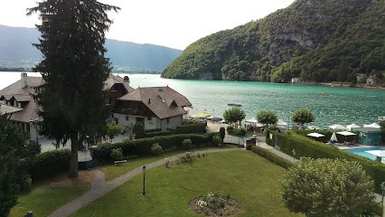 Hôtel Restaurant La Villa Des Fleurs, Hôtel à Alex