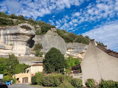 Hôtel des Falaises, Hôtel aux Eyzies-de-Tayac-Sireuil