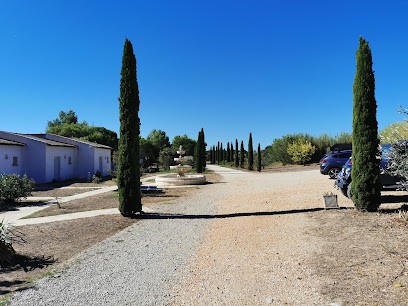 Moon O Hills, Hôtel à Lédenon