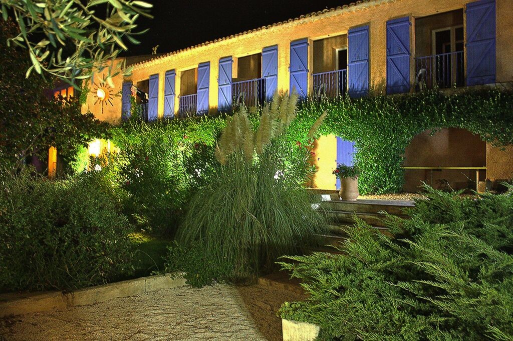 Hôtel Athénopolis, Hôtel à Grimaud