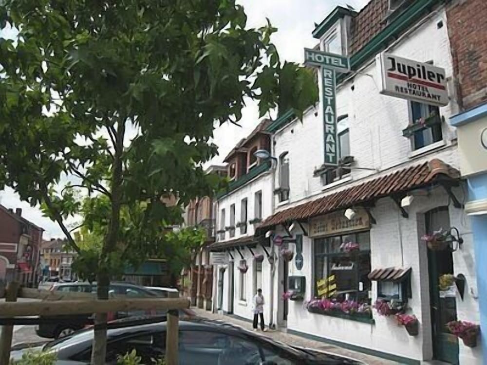 Hôtel Saint Sébastien, Hôtel à Halluin