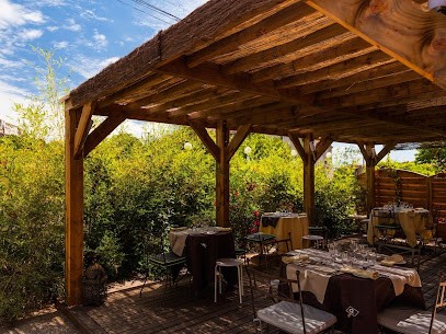 Logis Hôtel Le Relais Sarrasin Rest. à La Table D'Alexandre, Hôtel à Vézénobres