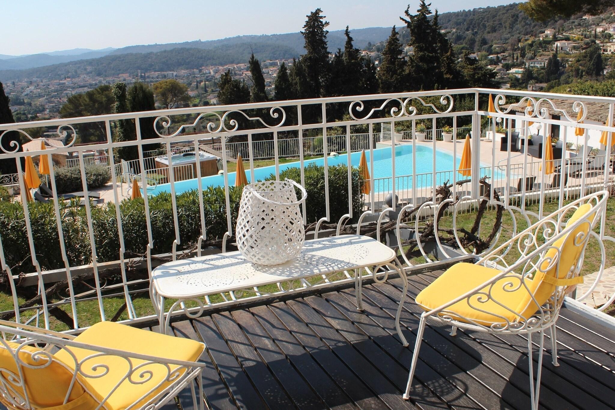 Hôtel Le Hameau, Hôtel à Saint-Paul-de-Vence