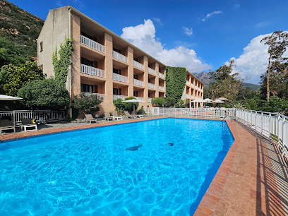 Hôtel Le Marina, Hôtel à Ota
