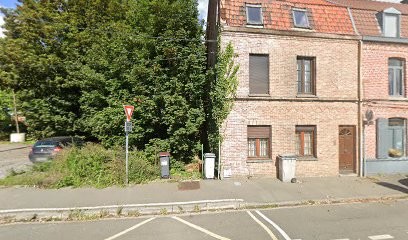 Adam Xavier, Hôtel à Toufflers