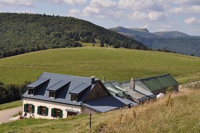 Ferme-auberge Hahnenbrunnen, Hôtel à Lautenbach
