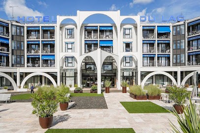 BRIT HOTEL DU LAC, Hôtel à Saint-Paul-lès-Dax