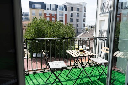 Moaki Paris, Hôtel au Blanc-Mesnil