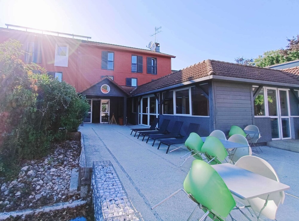 Hôtel Trappes, Hôtel à Trappes