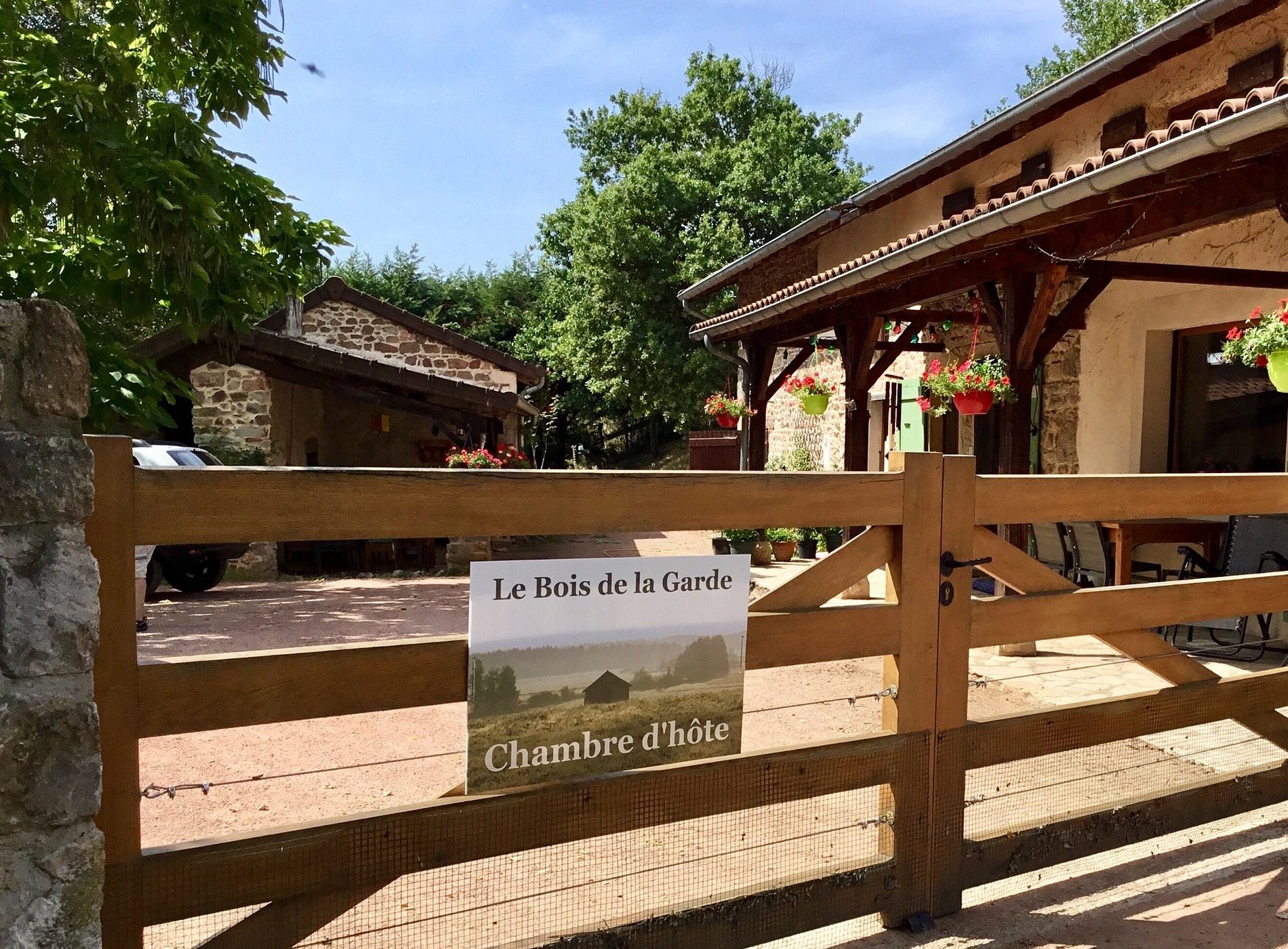 Le Bois de la Garde, Hôtel à Buffières