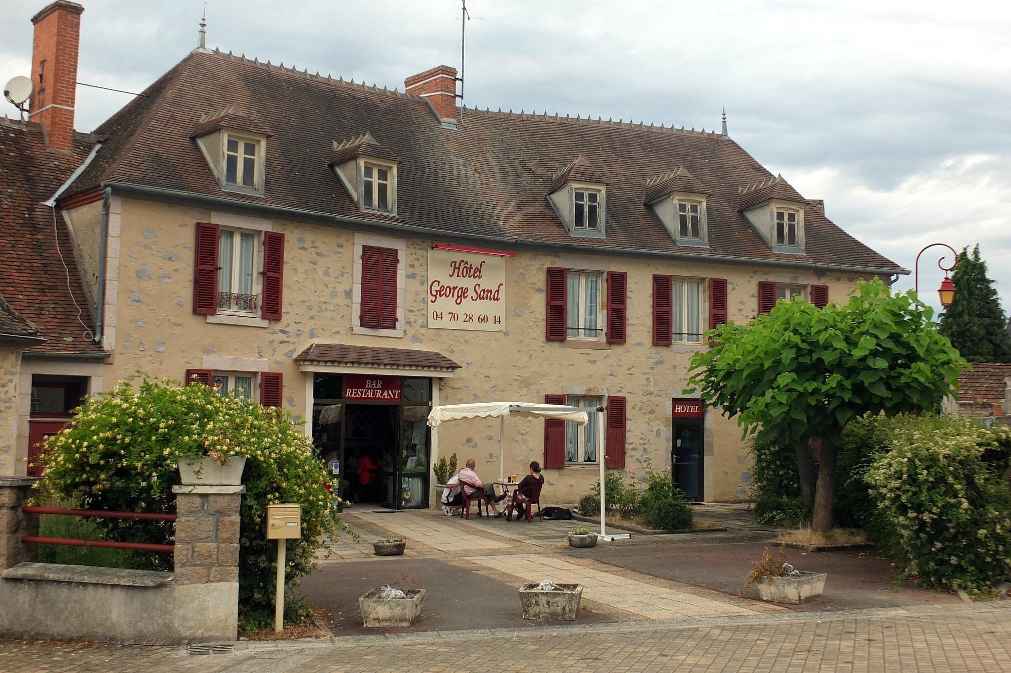 Hôtel George Sand, Hôtel à Huriel