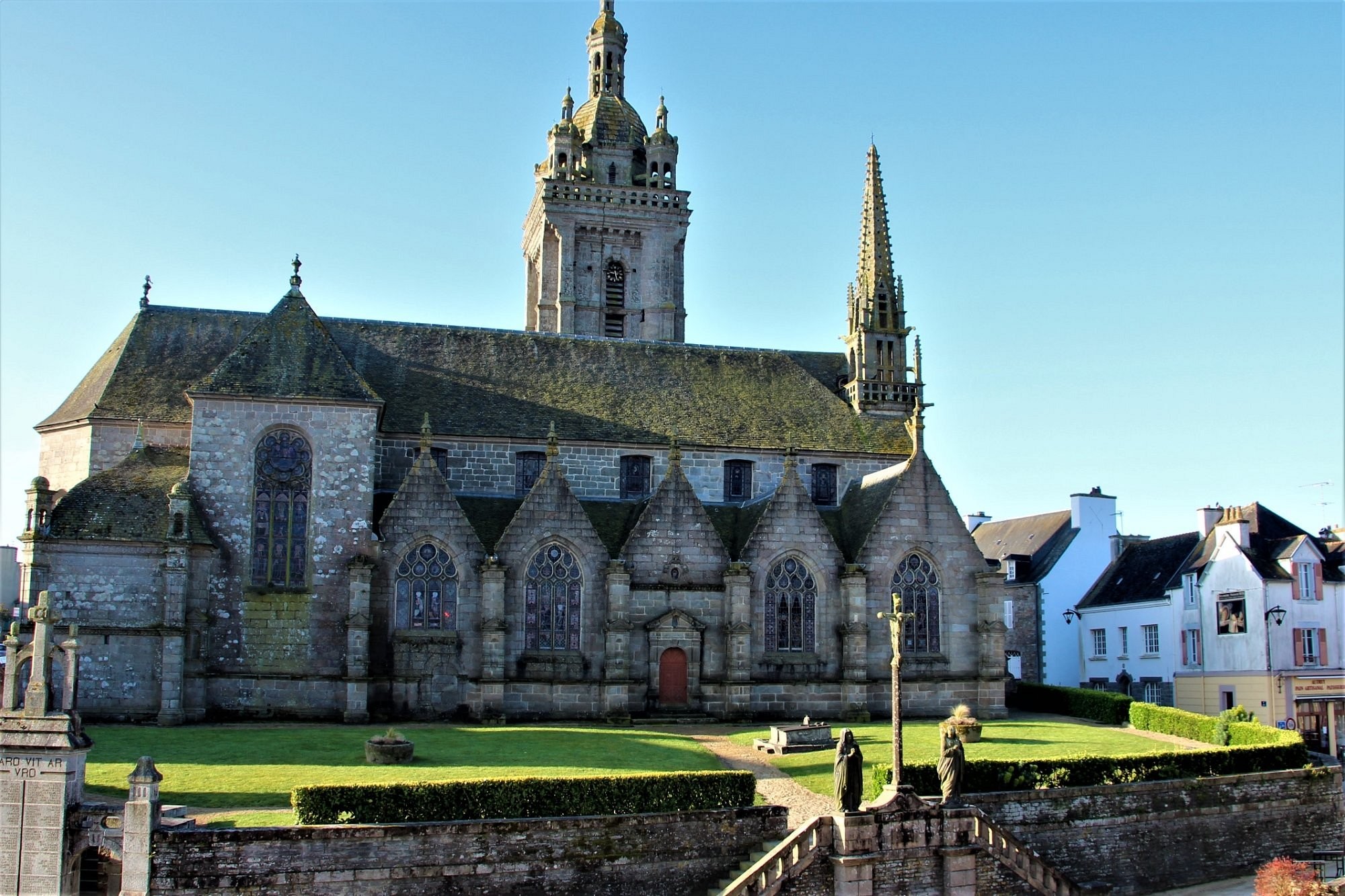 Auberge _ Saint-Thegonnec, Hôtel à Saint-Thégonnec Loc-Eguiner