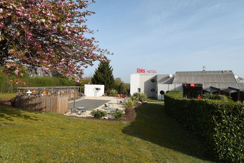 Ibis Saintes, Hôtel à Saintes