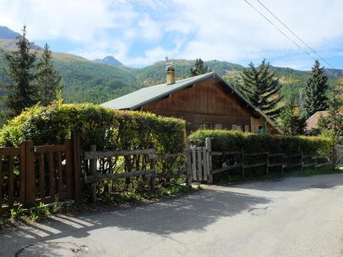 Chalet Le Tisonnier, Hôtel à Saint-Chaffrey