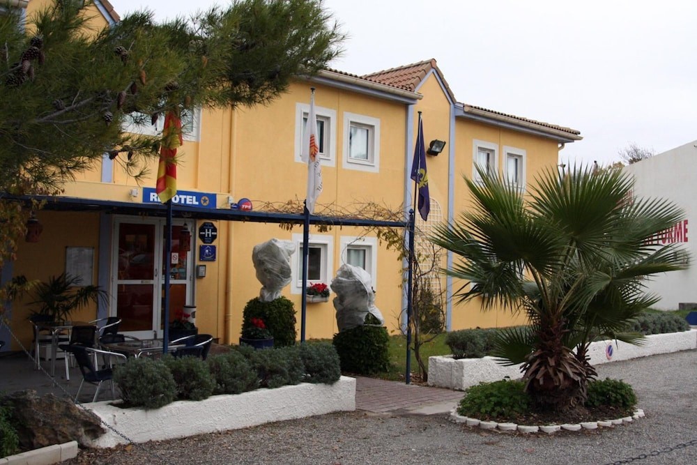 Revotel, Hôtel à Salon-de-Provence