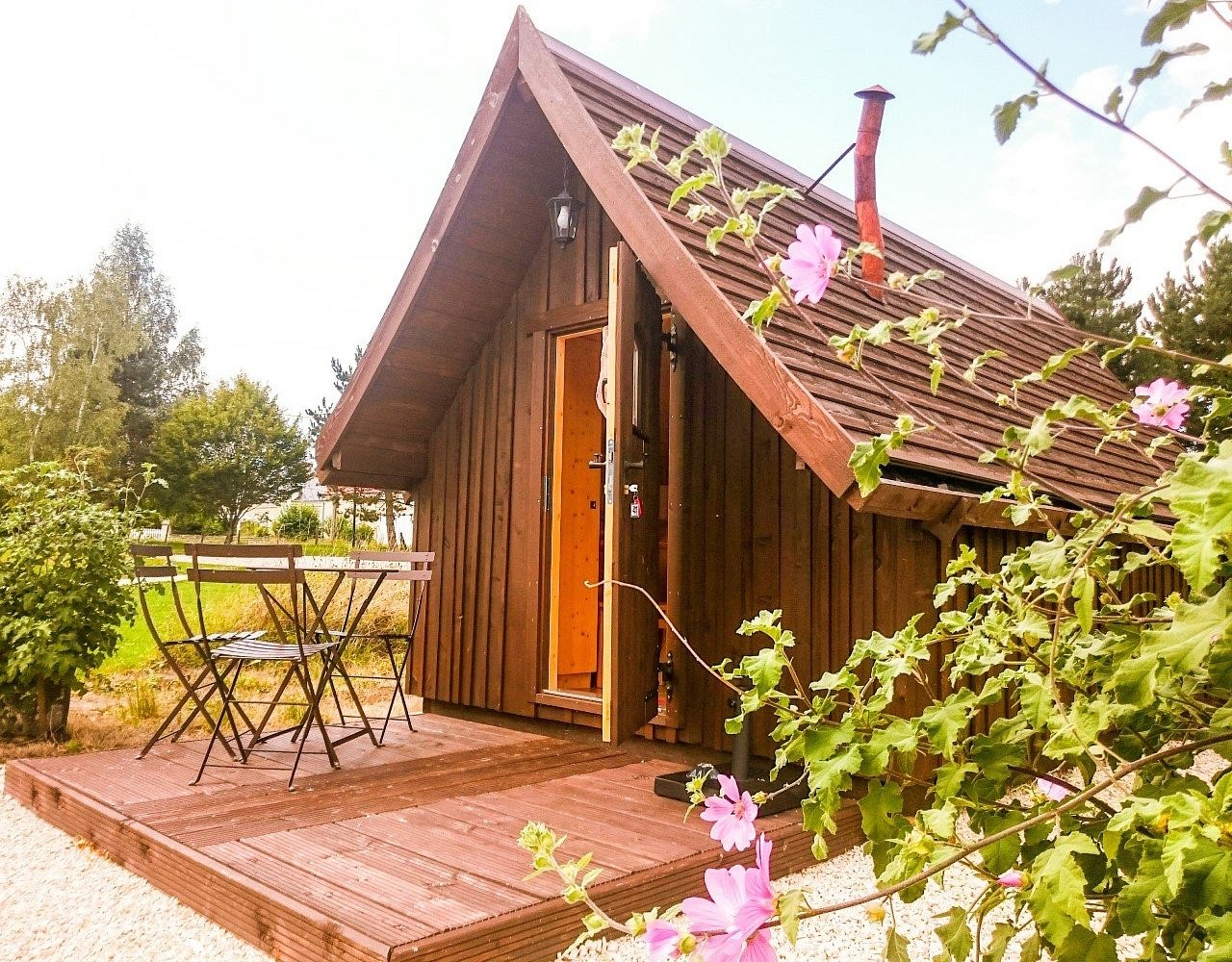 Domaine De La Grangée - Séjour En Hébergement Insolite -Roulotte, Carré D'étoiles Et Cabanes, Hôtel à La Chapelle-Blanche-Saint-Martin