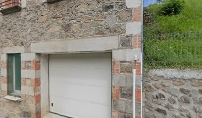 Louisfert Marie, Hôtel à Tournemire