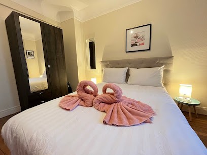 Le Vicomte, Hôtel à Melun