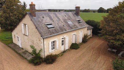La Cour Du Bois, Hôtel à Noyant-Villages