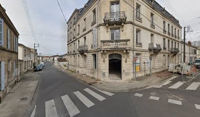 SAS ENSEMBLE, Hôtel à Saintes